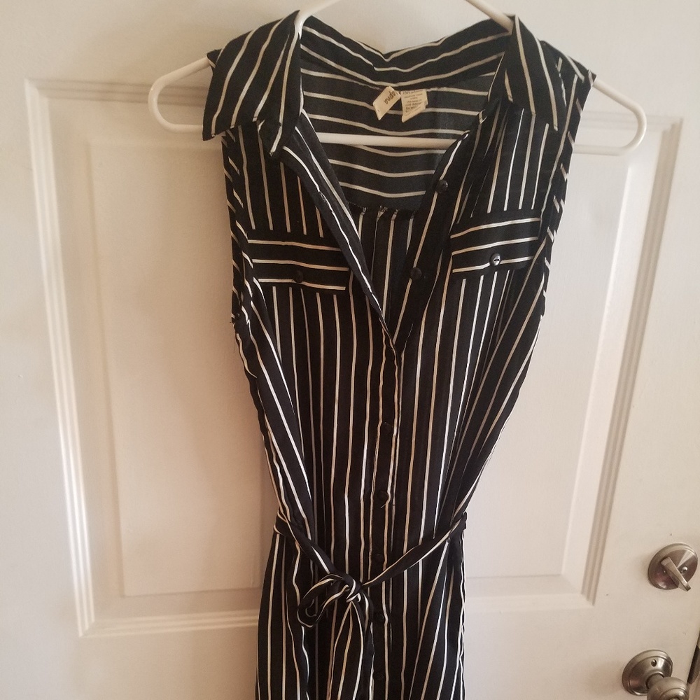 sleeveless dress in Women